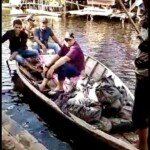 Bertahap, Bupati Muba Salurkan Bantuan Korban Banjir