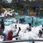 Bikin Seru Liburan dengan Mandi Busa di Fantasy Islan