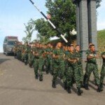 Jaga Stamina dan Kebugaran Tubuh, Prajurit Yonif 141/AYJP Rutin Lakukan Lari Jalanan
