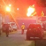 Warga Dikagetkan Semburan Api Dari Gedung Pertagas Cambai