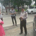 Bandit Pecah Kaca Beraksi di Jalan Residen A Rozak Siang Bolong