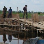 Pengerjaan Jembatan Penghubung Dipastikan Berjalan Oleh Dansatgas