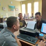 ‘Nyalip’ Mobil Pick-Up, Sopir Plaju Dikeroyok