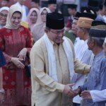 Bupati Dodi Syiarkan Perda Pesta Rakyat dan Perda Zakat