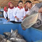 Mampir ke Sungsang, Feby Deru Dorong Pempek Udang Go Nasional