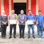 Polres dan Media Kabupaten Lingga Dapat Penghargaan Dari Bawaslu
