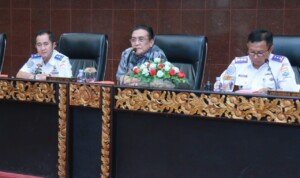 Agus: Awal September ANS, Non ASN Wajib Naik LRT