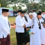 Lapangan Sepak Bola Jadi Pilihan Wabup Sergai Laksanakan Sholat Idul Adha