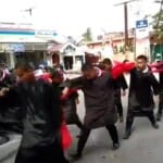 Unik, SMPN 6 Kayuagung OKI Gerak Jalan Dengan Kostum Drakula