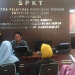 Antar Kekasih Pulang, Pelajar Ditebas Parang