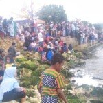 Ribuan Masyarakat Banjiri Jalan Dr.Salasa Namudat