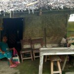 Hidup sebatang Kara, Nek Rita Harus Sisakan Hidupnya Dirumah yang Hampir Roboh