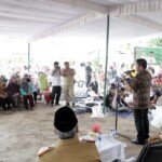 Pembagian Daging Kurban Gunakan Kantong Ramah Lingkungan