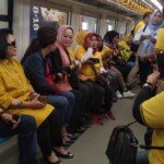 Ratusan Pendukung dan Simpatisan Sambut Kedatangan Alex Noerdin