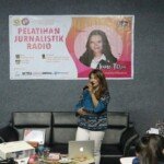 Radio Menciptakan Gambar Dalam Ruang Imajinasi Pendengar