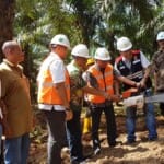 Bupati dan Sekda Kabupaten Asahan Hadiri Penumbangan Pohon Perdana Pembangunan Listrik Desa Bukit Kijang