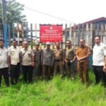 Sanksi Bagi Penunggak Pajak, Bapenda Sergai Lakukan Stikerisasi