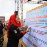 Ajak Seluruh Tenaga Kesehatan Melayani Masyarakat dengan Senyum