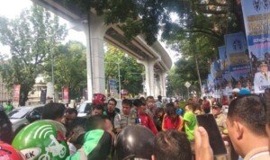 Mayat Pria Tanpa Identitas Ditemukan di Dalam Got Depan Kantor Gubernur Sumsel