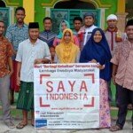 Aksi Bagi Sedekah Jumat LSM Saya Indonesia di Masjid Fakfak