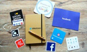 Kades Petahana Sampaikan Pesan ke Pemenang Pilkades Sentul Terpilih di Facebook