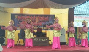 Kepala SDN 018452 Karang Ayer Apresiasi Kreativitas Siswanya di Pensi