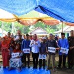 Baznas Tulang Bawang Serahkan Bantuan Bedah Rumah