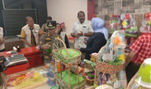 Sidak Supermarket dan Toko Parcel, BBPOM Palembang Temukan Makanan Kadaluarsa