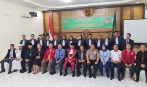 Ketua Pengadilan Tinggi Palembang Lantik 12 Advokat FERARI
