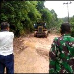 Jalan Menuju Pagaralam Terputus Akibat Longsor