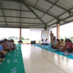 Kepala Kampung dan Warga Sengaja Undang PLN Untuk Bahas Masuknya Aliran Listrik