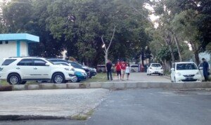 Parkir Ilegal Diduga Beroperasi di Kawasan Stadion Bumi Sriwijaya