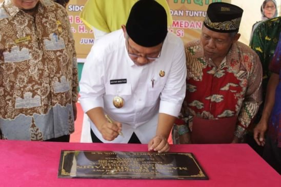 Plt Walikota Medan Resmikan Masjid Al Muttaqin Kelurahan Sidomulyo