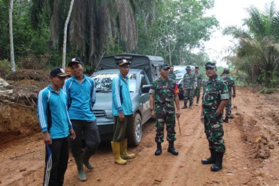 Dandim 0430 Banyuasin Bersama Tim Sterdam II Sriwijaya Tinjau Lokasi TMMD Ke-107