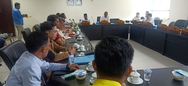 Komisi IV DPRD Kota Pimpin Mediasi XO Suki Dimsum dan Konsumen Penemu Ulat Dalam Mangkuk