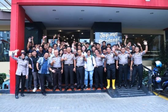 ‘Jalin Keakraban’ Kapolda Undang Wartawan Makan Siang Bersama