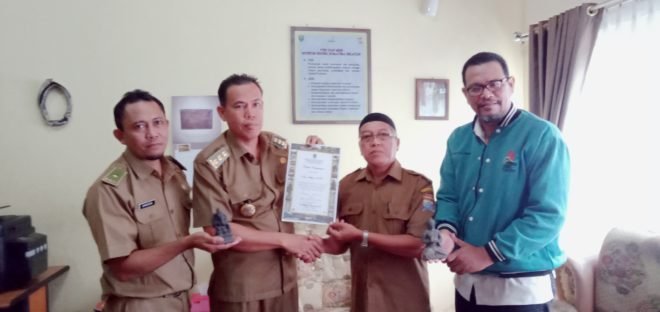 Hibahkan Arca Kecil ke Museum Negeri Sumsel