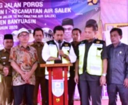 Bupati Banyuasin Launching Jalan Poros 3 Kecamatan