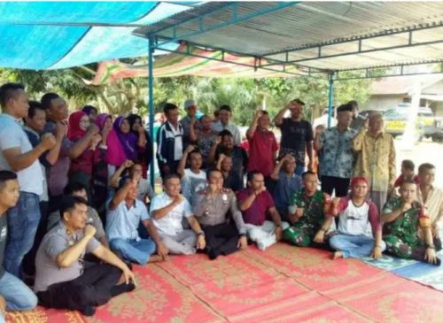 Setelah 46 Tahun, Warga Bukit Kijang Kini Nikmati Listrik