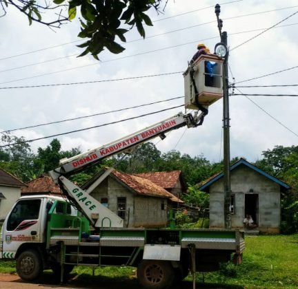 Dishub Banyuasin Respon Cepat Keluhan Lampu Jalan Rusak