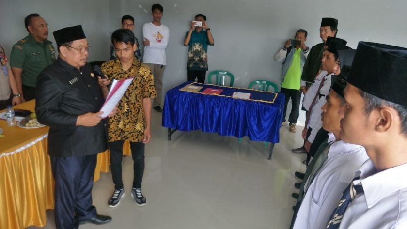 Camat Talang Ubi Lantik Pengurus BPD Karta Dewa PALI