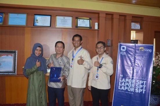 Bupati Batanghari Ajak Warganya Bangun Daerah dengan Taat Pajak