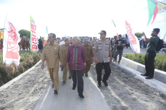 Selain Panen Padi, Petani di Asahan juga Terima Bantuan