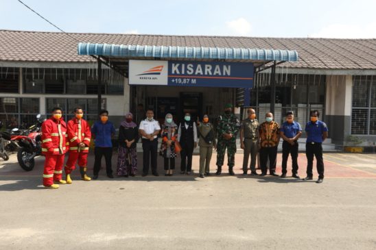 Pemkab Asahan Semprotkan Disinfektan di Kota Kisaran