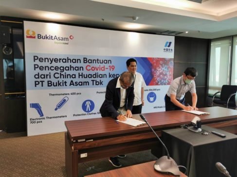 China Huadian Berikan Bantuan Alat Kesehatan ke PT Bukit Asam
