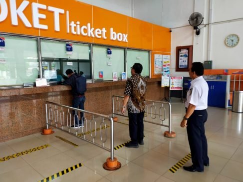 Cegah Penyebaran Virus Corona, PT KAI Divre III Bertahap Kurangi Perjalanan Kereta Api