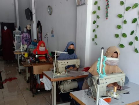 Ribuan Masker Kain Terjual Dalam Waktu Singkat