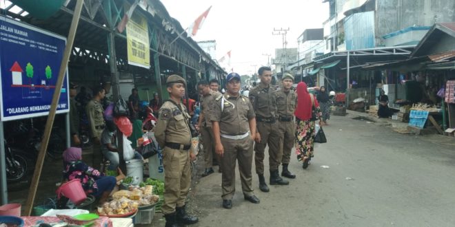 SatpolPP Kapuas Himbau Masyarakat Tidak Membuang Sampah Sembarangan