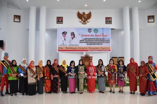 Wabup Seruyan Buka Hajatan GOW se Kalteng