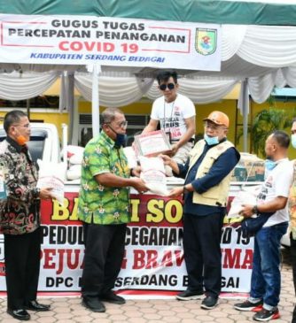 Pengurus Pejuang Bravo Lima (PBL) Berikan Bantuan ke Posko Covid-19 Sergai